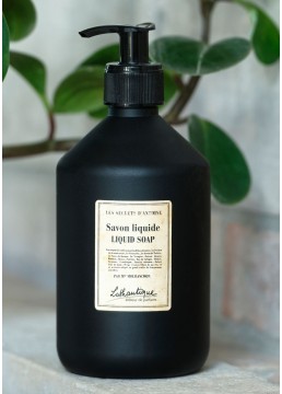 Liquid soap black