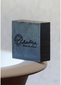 soap Black line 