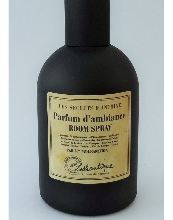 Room spray black