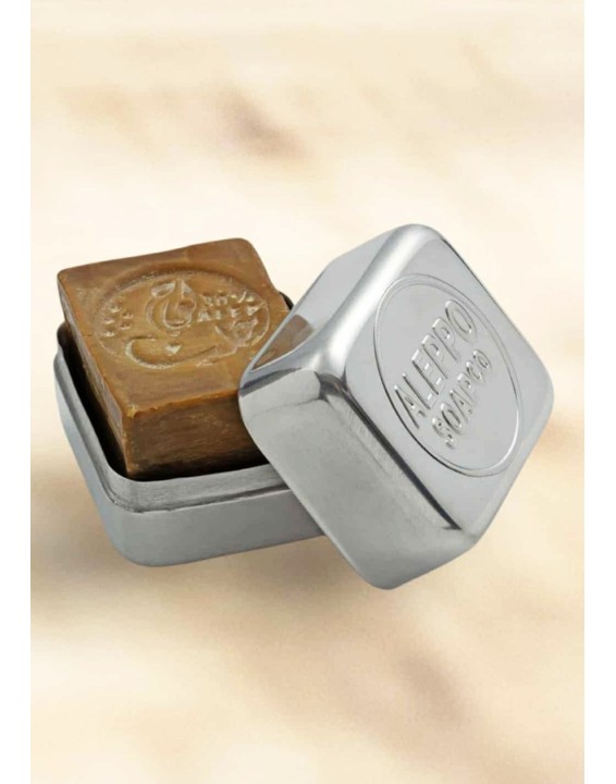 Tade Aleppo soap box